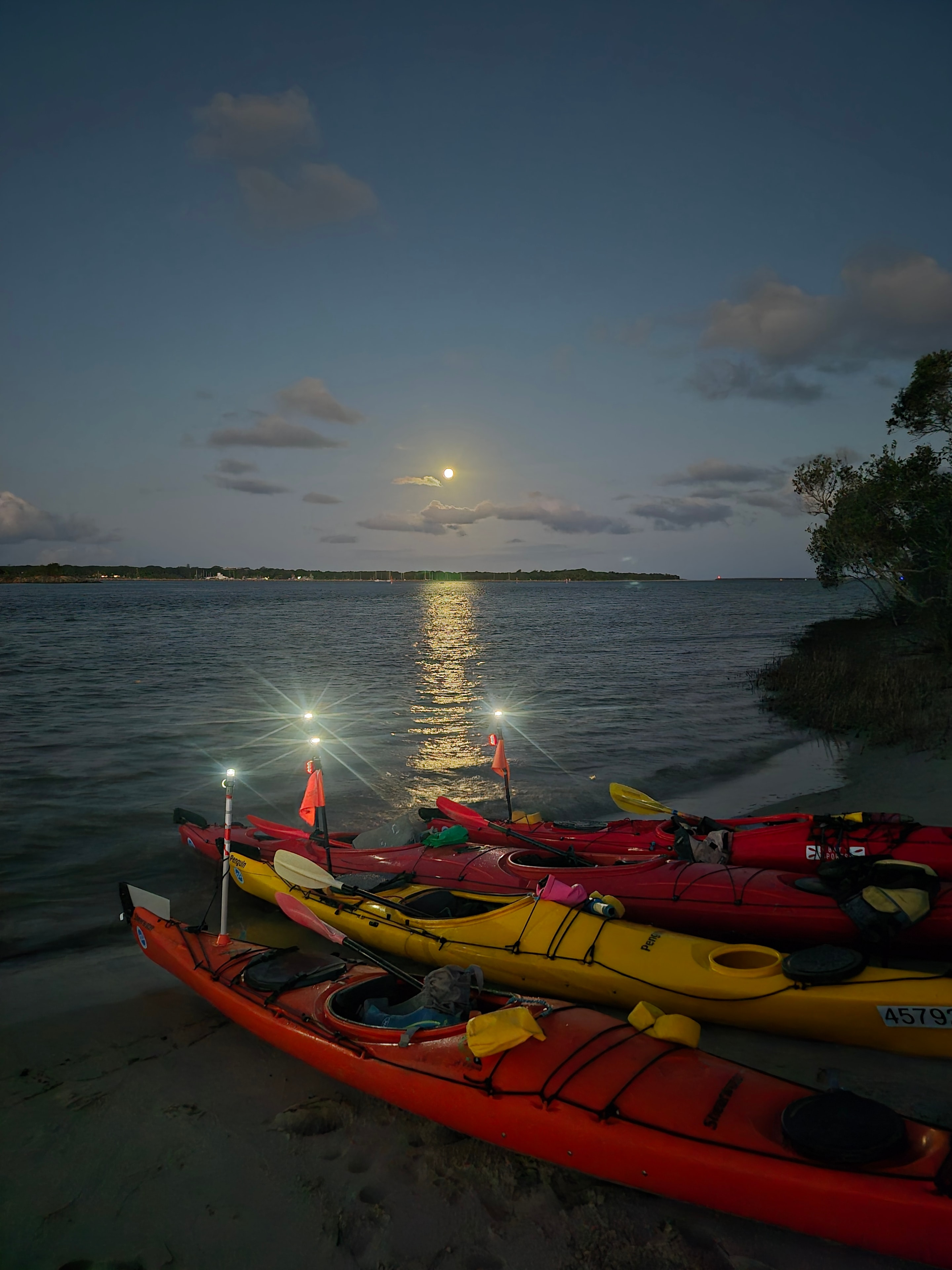 Full Moon Paddle